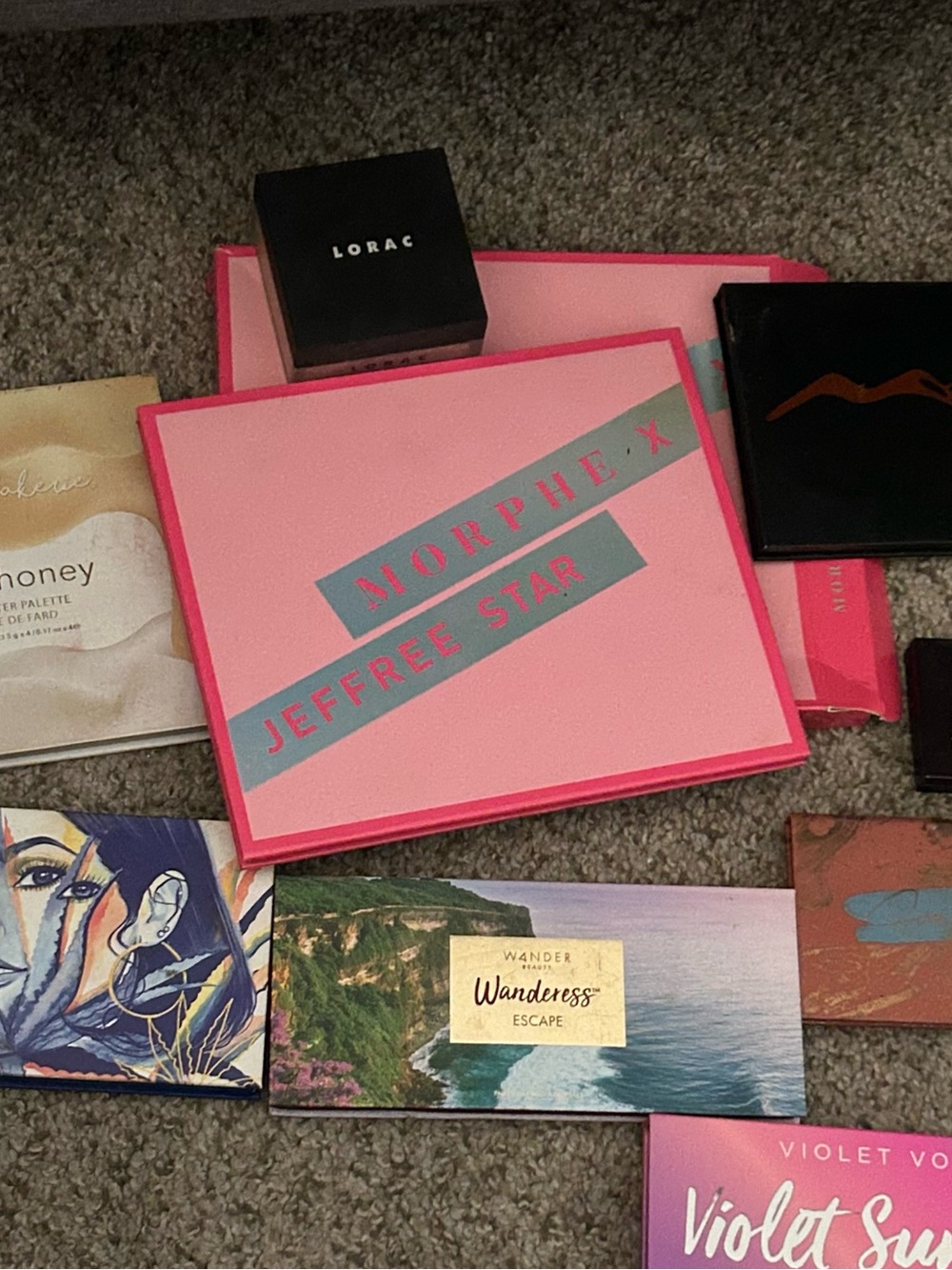 Morphe x Jeffree Star Pink Eyeshadow Palette
